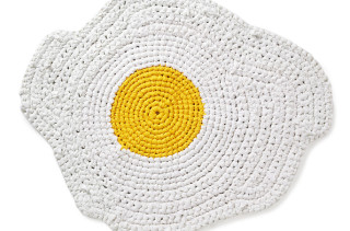 Egg Rug Is Nothing To Yoke About 