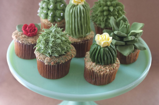 These Cactus Cupcakes Look Painful, Are Delicious