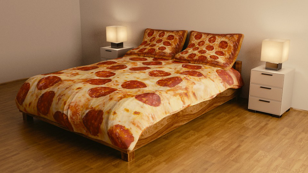 pepperoni-pizza-bedding.jpg