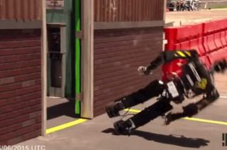 This Compilation Of Robots Falling Down Is Truly Satisfying