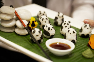 Painfully Cute Panda Sushi & More Incredible Links