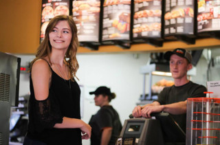 One Awesome Student Took Her Senior Photos At Taco Bell