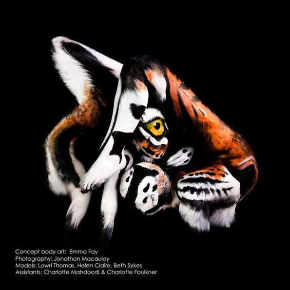 animal-body-painting-contortionists-3